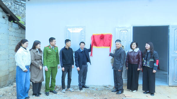 XÃ HOÀNG VĂN THỤ: KHÁNH THÀNH NHÀ ĐẠI ĐOÀN KẾT